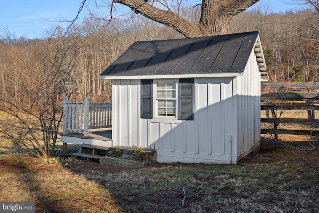 view of outdoor structure