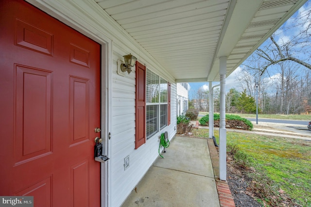 view of property entrance