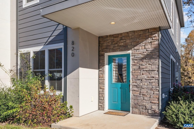 view of entrance to property