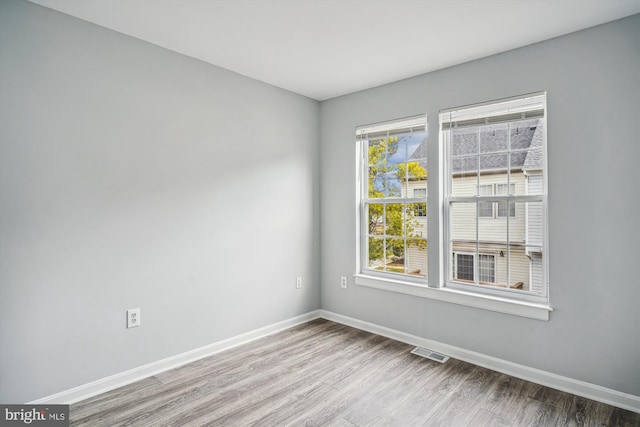 empty room featuring light hardwood / wood-style flooring