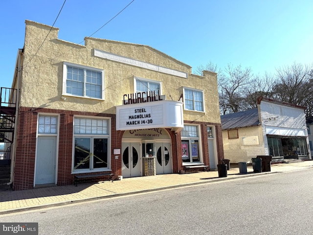 view of building exterior