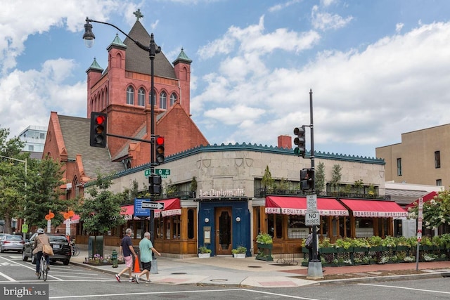 view of building exterior