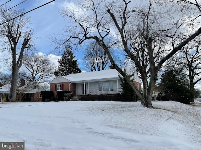 view of front of property