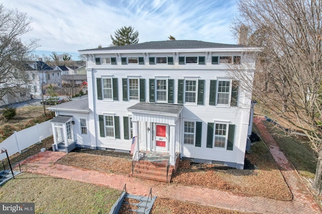 view of front of house