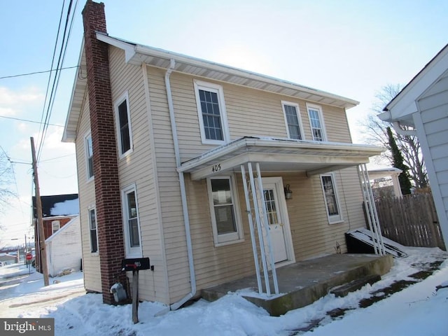 view of front facade featuring a porch