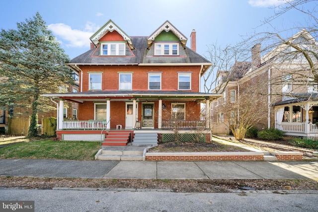 view of front of house with covered porch