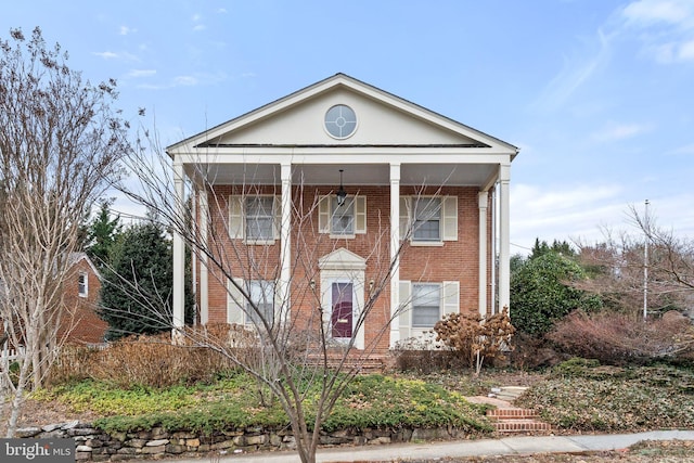 view of front of house featuring a porch