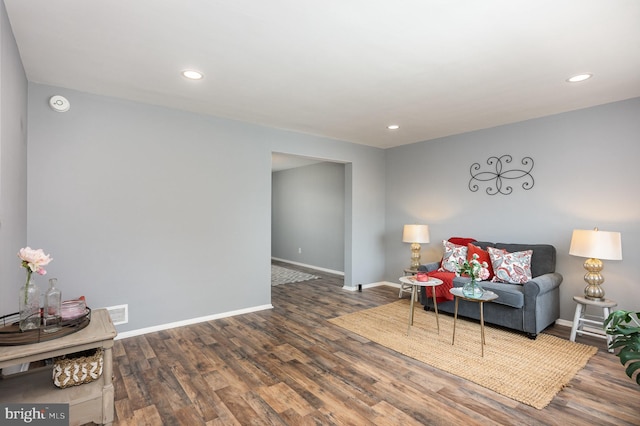 sitting room with hardwood / wood-style floors