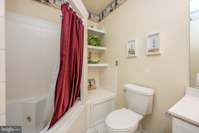 full bathroom featuring shower / bathtub combination with curtain, vanity, and toilet