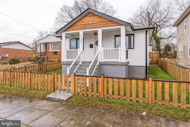 bungalow-style house with covered porch