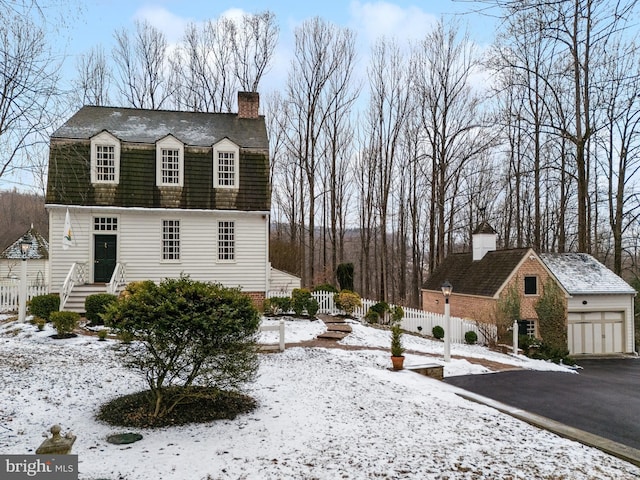 view of front facade with a garage