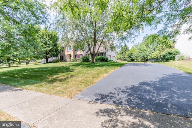 view of front of house with a front yard