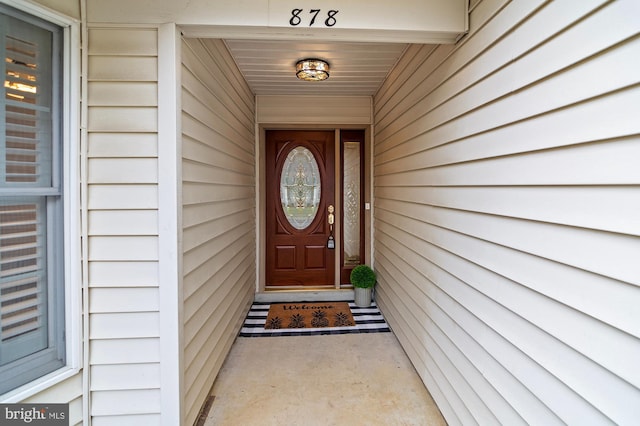 view of property entrance