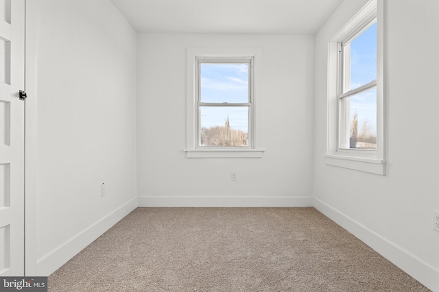 view of carpeted spare room