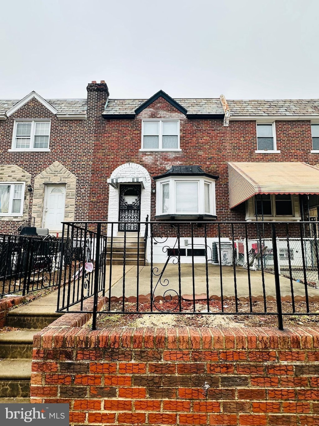 view of townhome / multi-family property