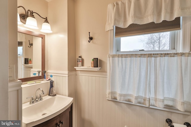 bathroom with vanity