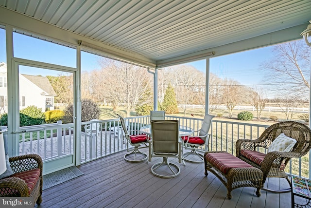 view of sunroom / solarium