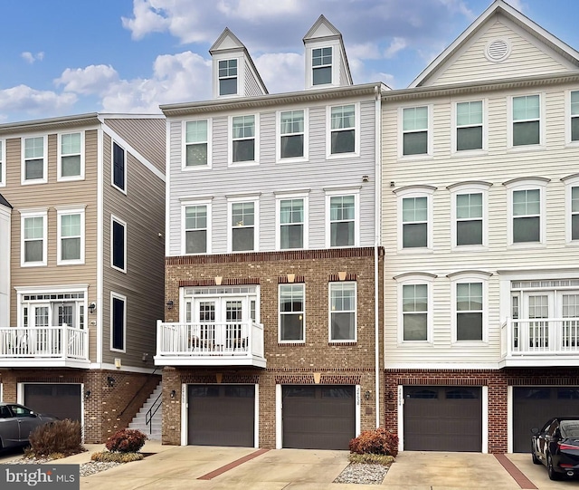 view of townhome / multi-family property