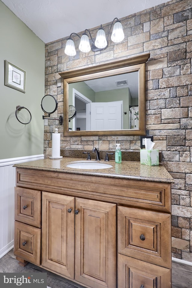 bathroom featuring vanity