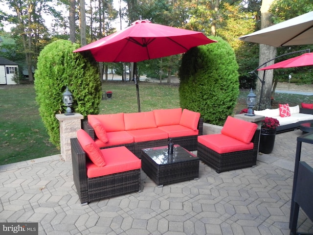 view of patio featuring an outdoor living space