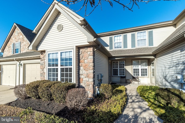 view of front of house featuring a garage