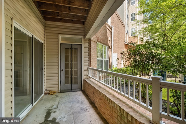 400 Symphony Cir Unit 136E, Cockeysville, MD 21030 - view of balcony