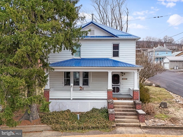 view of front of home featuring a porch