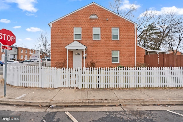 view of front of property