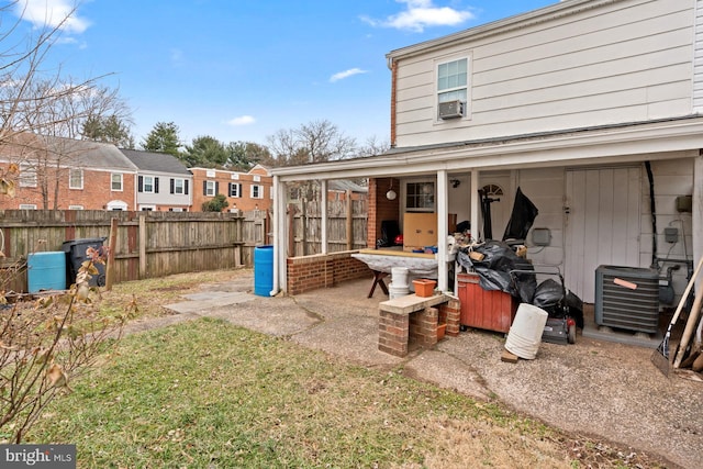 view of yard with cooling unit