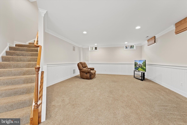 unfurnished room featuring crown molding and carpet floors