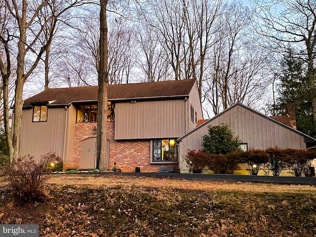 view of front of home