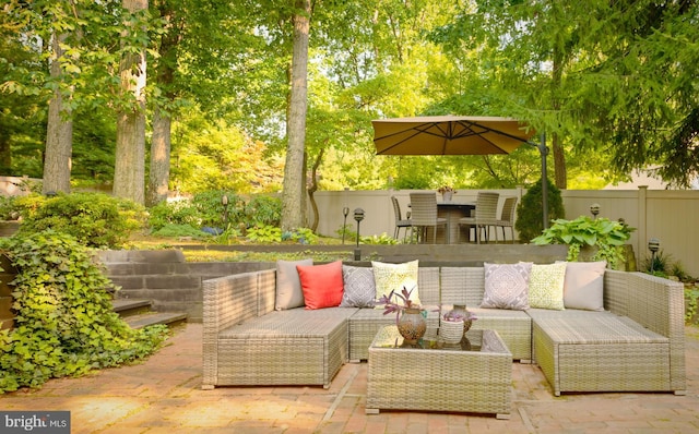 view of patio / terrace featuring an outdoor hangout area