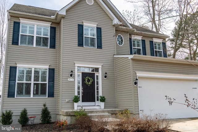 view of front facade featuring a garage