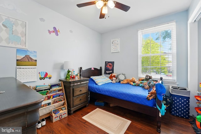12240 Nutmeg Ct, Woodbridge, VA 22192 - bedroom with ceiling fan and wood finished floors