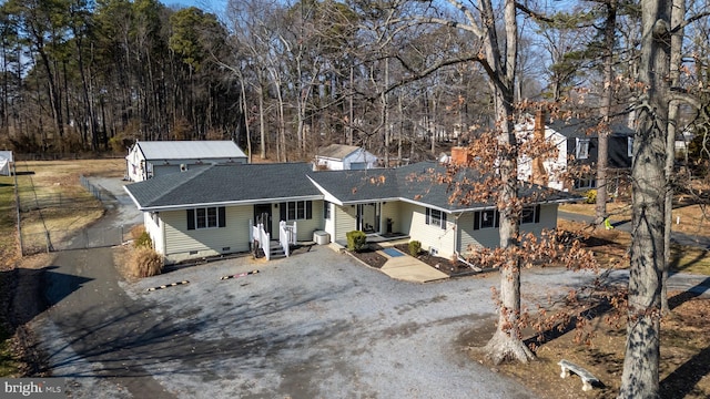 view of front of property