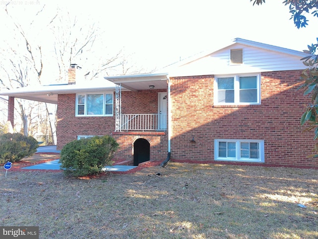 view of front of property