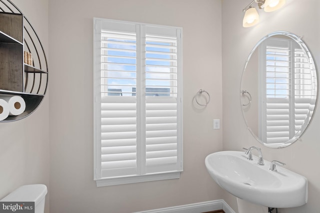 bathroom with sink