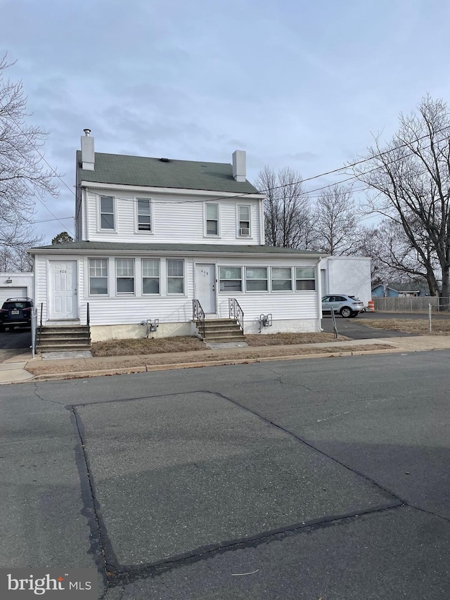 view of front of property