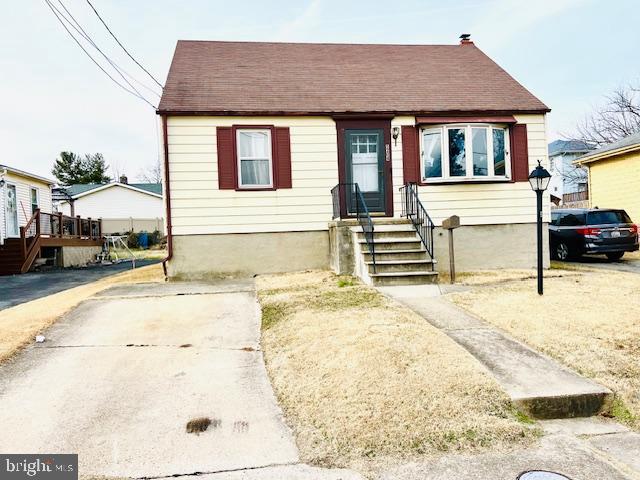 view of bungalow-style house