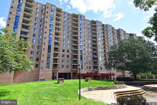 view of building exterior