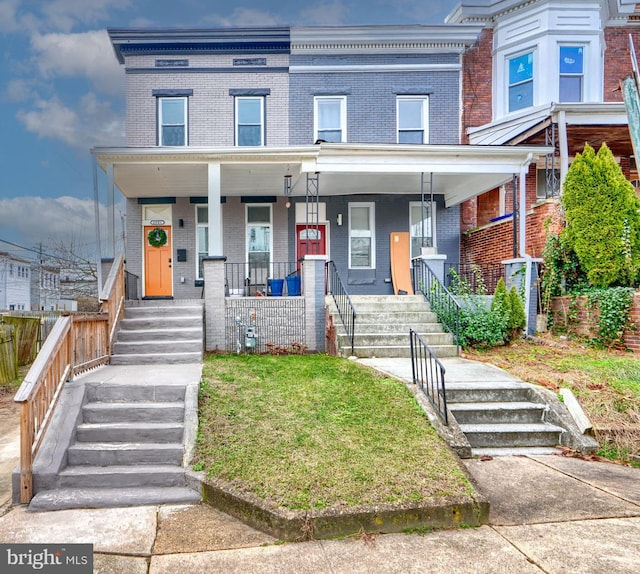 multi unit property with a porch