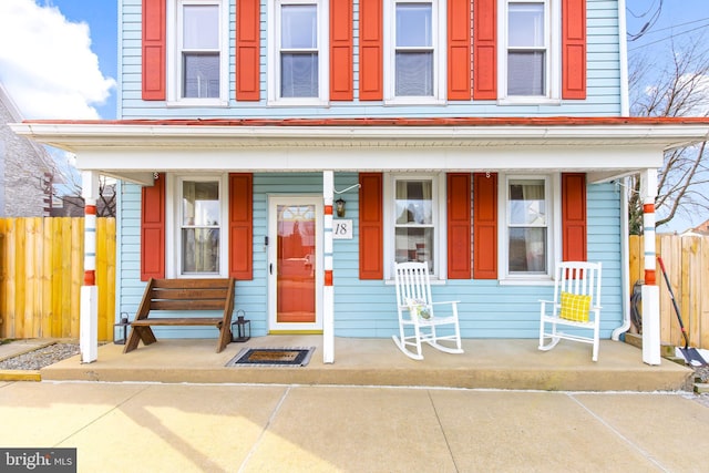 view of front of property with covered porch