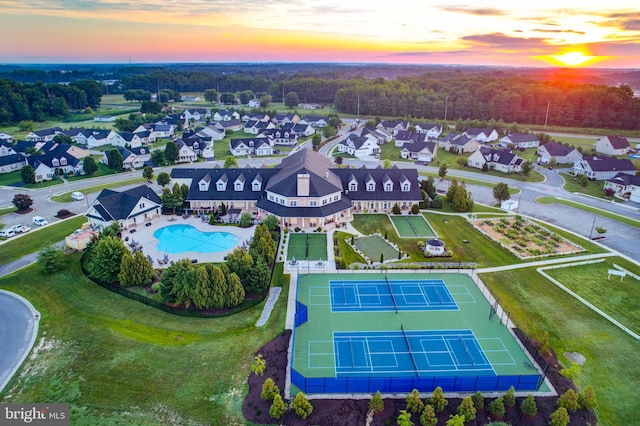 view of aerial view at dusk