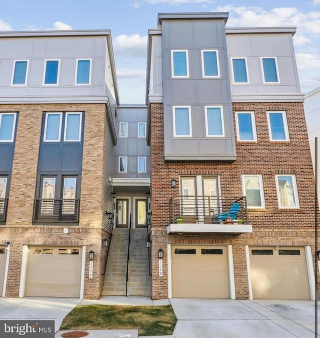 view of townhome / multi-family property