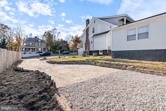 view of yard featuring central AC