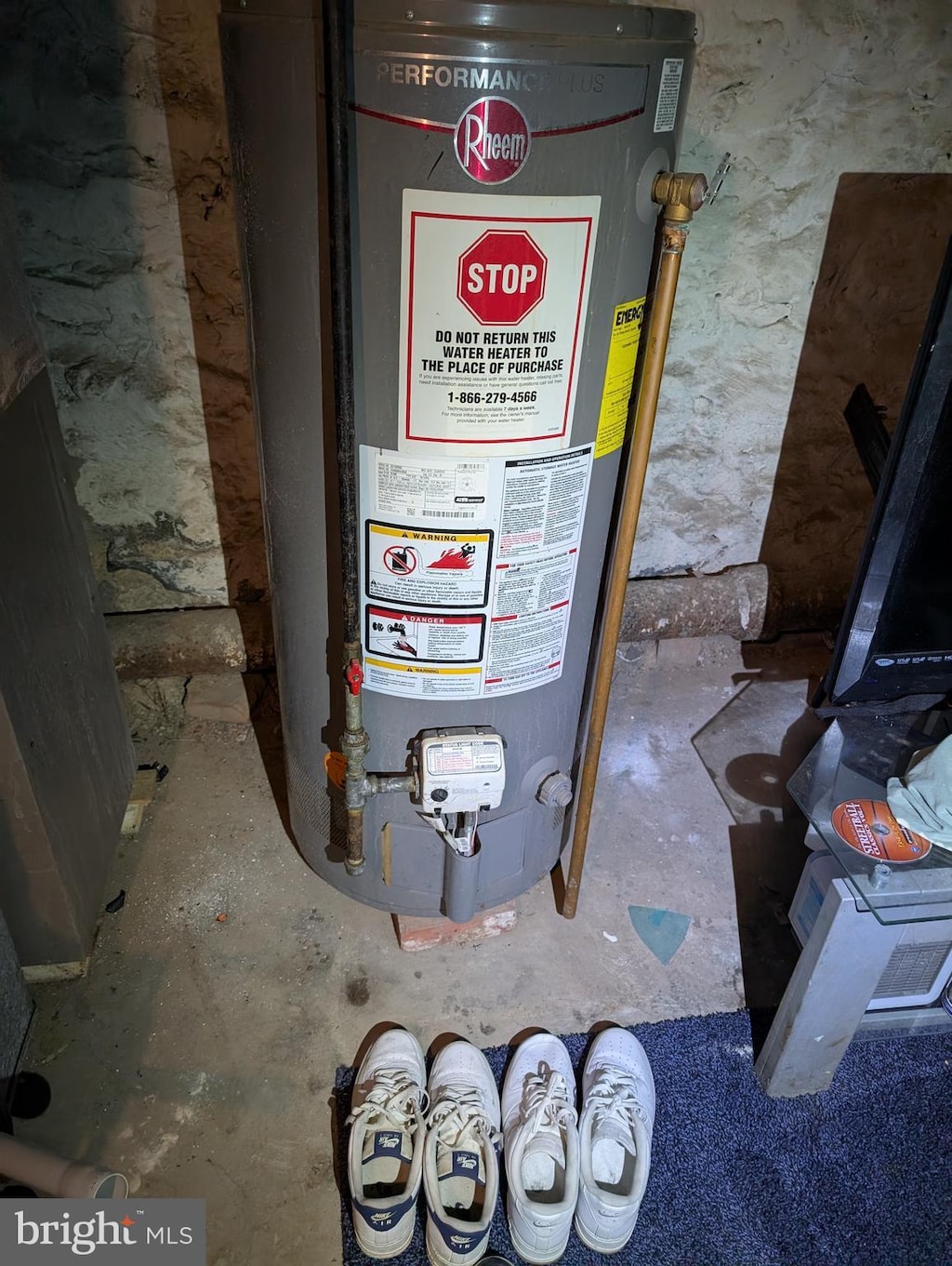 utilities with gas water heater