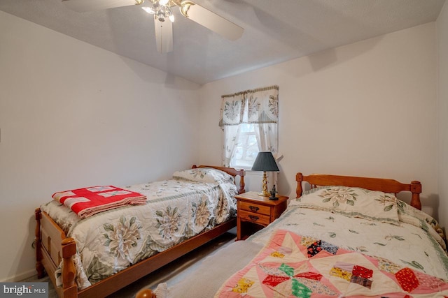 bedroom featuring ceiling fan