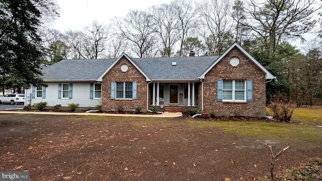 view of front of house with covered porch