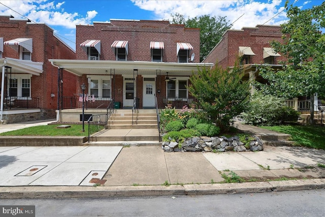 view of front of home featuring a porch