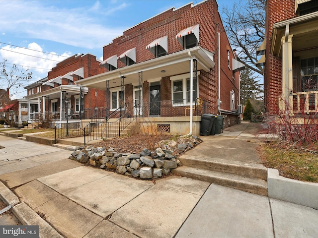 view of front of property with a porch